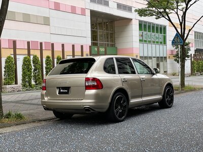 PORSCHE CAYENNE - 7