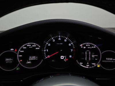 صورة مصغرة 11 لـ 2018 Porsche PANAMERA