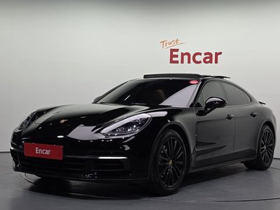 PORSCHE PANAMERA - 1