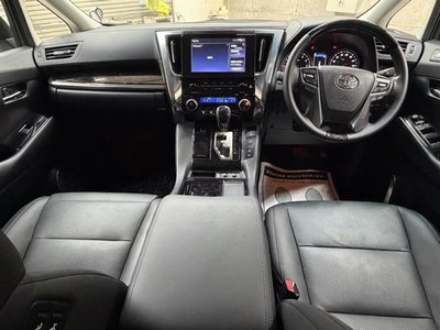 TOYOTA ALPHARD - 4