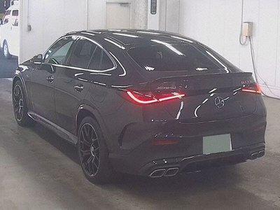 2025 Mercedes-BENZ GLC photo 2