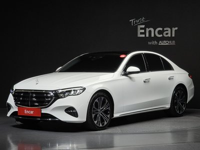 MERCEDES-BENZ E-CLASS - 1
