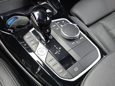 2022 BMW X4 — миниатюра 12