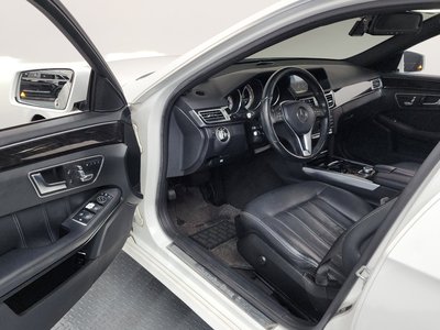 MERCEDES-BENZ E-CLASS - 10