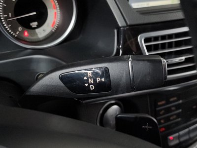 MERCEDES-BENZ E-CLASS - 9