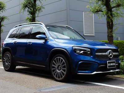 MERCEDES-BENZ GLB - 4
