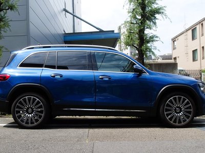 MERCEDES-BENZ GLB - 3
