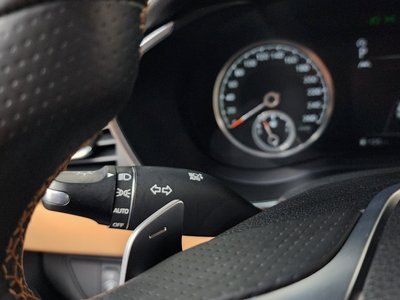 2023 Genesis THE NEW G70 — миниатюра 28