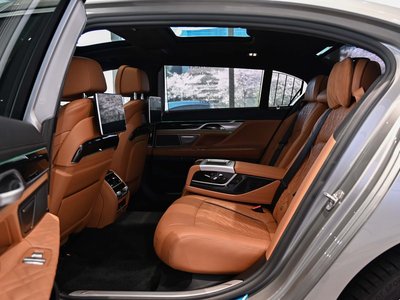 BMW 7 SERIES - 10