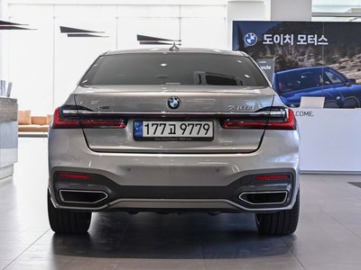 BMW 7 SERIES - 3