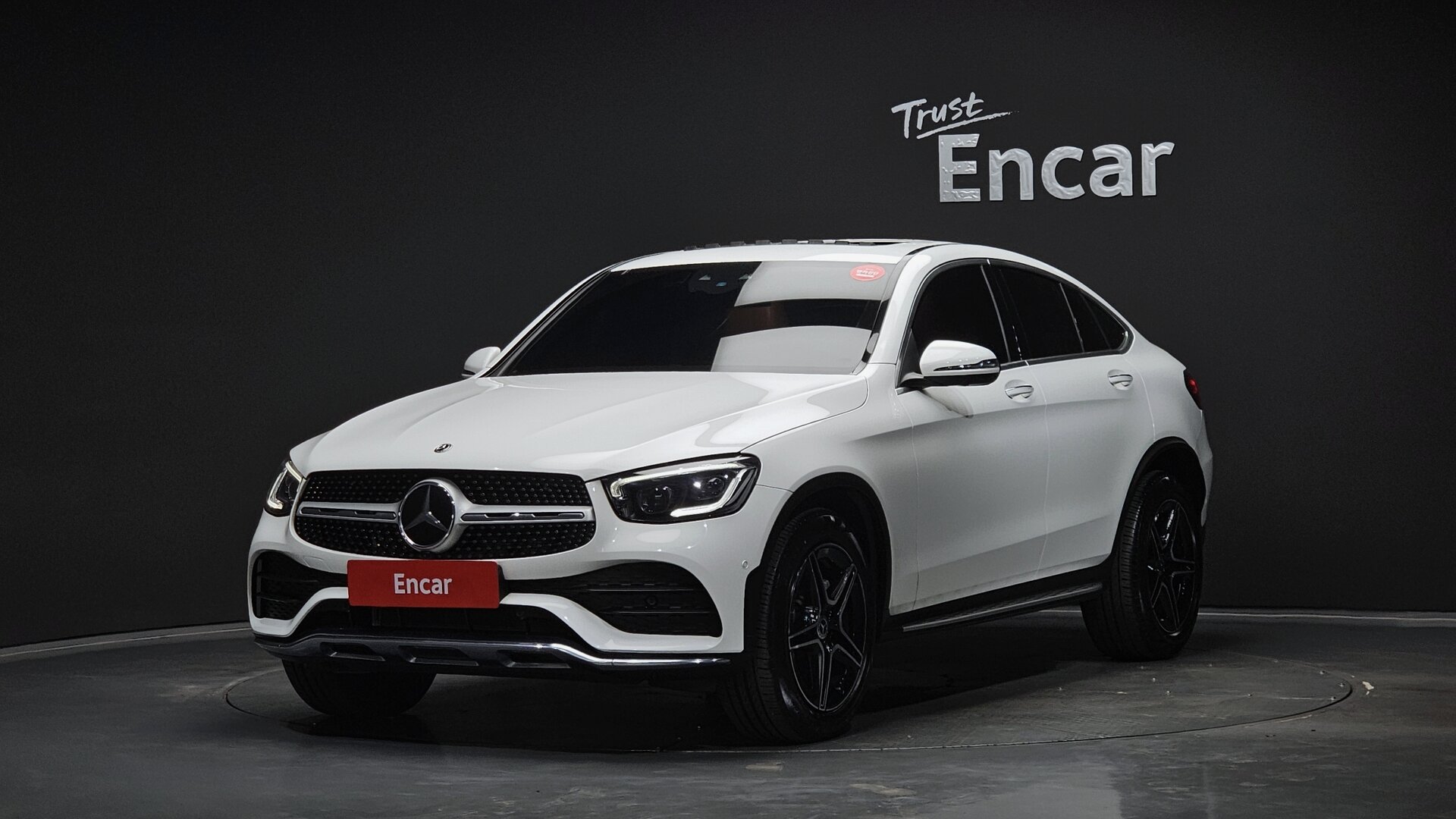 MERCEDES-BENZ GLC - View 1
