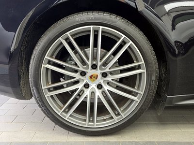 PORSCHE PANAMERA - 6
