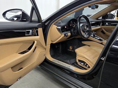 PORSCHE PANAMERA - 10