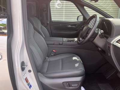 TOYOTA ALPHARD - 4