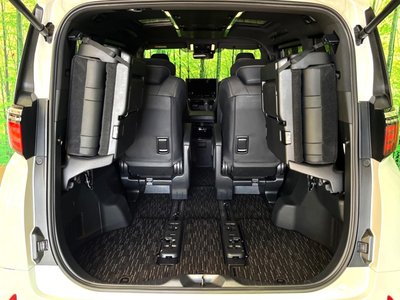 2024 Toyota ALPHARD 缩略图 13