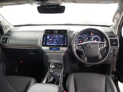 TOYOTA LAND CRUISER PRADO - 5