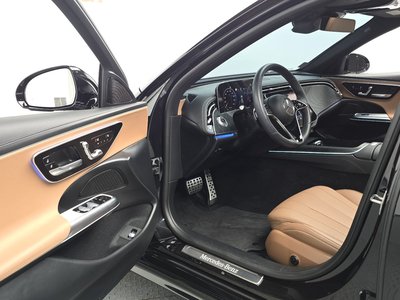 MERCEDES-BENZ E-CLASS - 10
