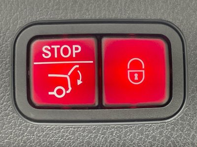 MERCEDES-BENZ GLB - 8