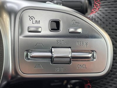 MERCEDES-BENZ GLB - 6