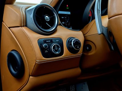 صورة مصغرة 30 لـ 2014 Ferrari FF