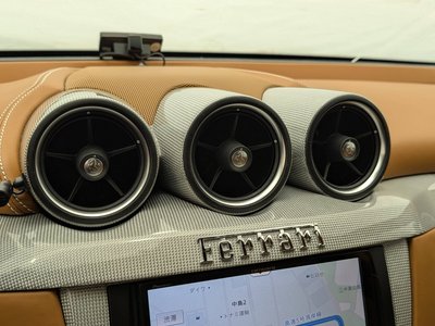 صورة مصغرة 25 لـ 2014 Ferrari FF