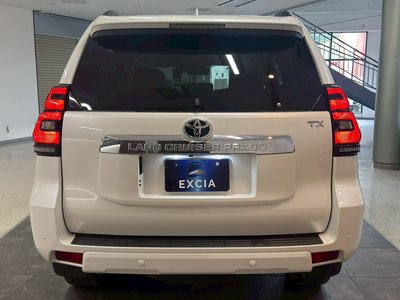 2023 Toyota LAND CRUISER PRADO photo 8