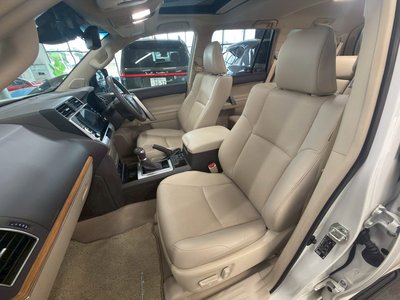 صورة مصغرة 46 لـ 2023 Toyota LAND CRUISER PRADO