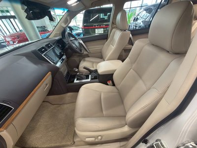 صورة مصغرة 45 لـ 2023 Toyota LAND CRUISER PRADO