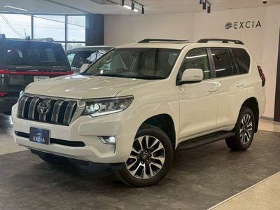 2023 Toyota LAND CRUISER PRADO photo 6