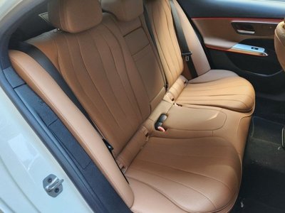 MERCEDES-BENZ E-CLASS - 8