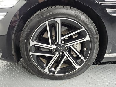 GENESIS G80 (RG3) - 6