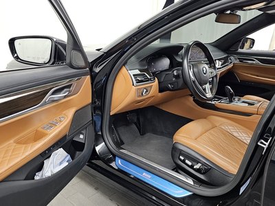 BMW 7 SERIES - 10