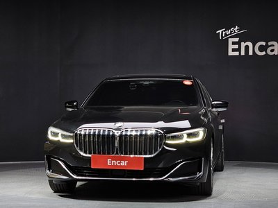 BMW 7 SERIES - 2