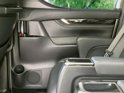 2022 TOYOTA ALPHARD — миниатюра 24