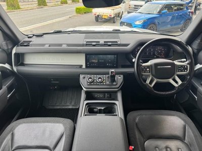 LAND ROVER DEFENDER - 3