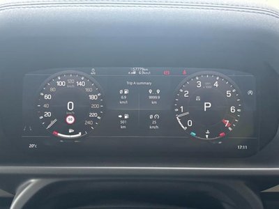 LAND ROVER DEFENDER - 7