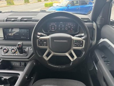 LAND ROVER DEFENDER - 4