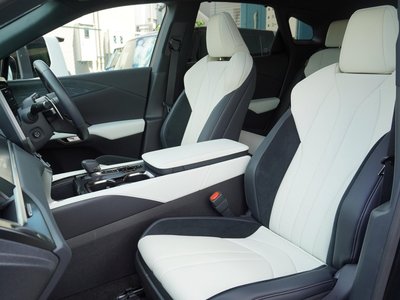 2026 Lexus RX 缩略图 12