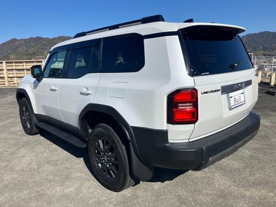 TOYOTA LAND CRUISER 250 - 8