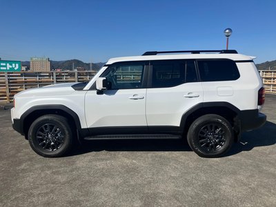 TOYOTA LAND CRUISER 250 - 4