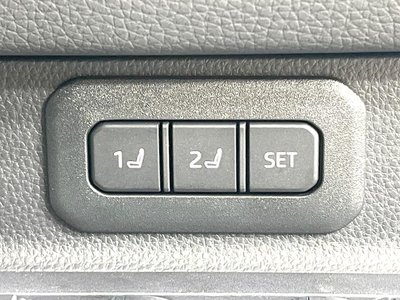 صورة مصغرة 35 لـ 2024 Toyota LAND CRUISER 250