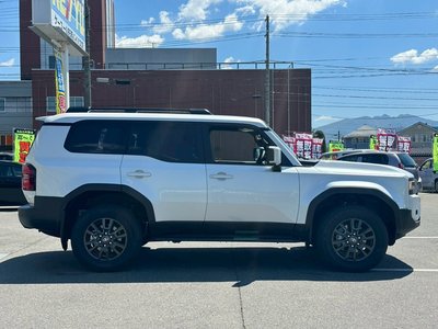 TOYOTA LAND CRUISER 250 - 9