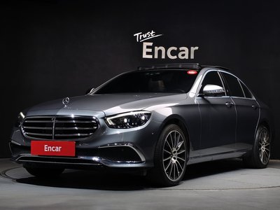 MERCEDES-BENZ E-CLASS - 1