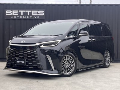 LEXUS LM - 2