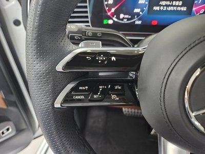 MERCEDES-BENZ GLS - 6