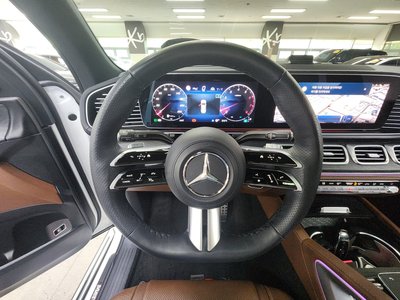 MERCEDES-BENZ GLS - 2