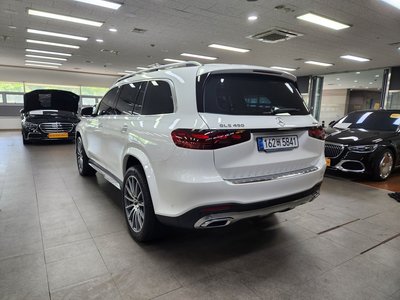 MERCEDES-BENZ GLS - 4