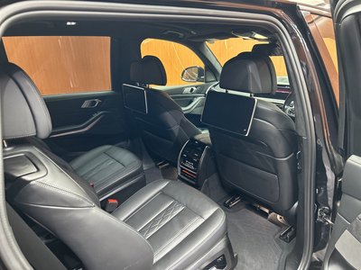 BMW X7 - 8