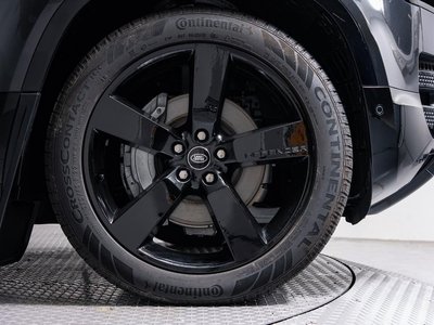 LAND ROVER DEFENDER - 10