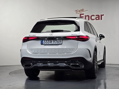 MERCEDES-BENZ GLC - 3